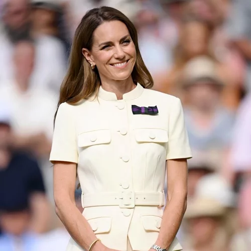 H Kate Middleton επέστρεψε στο Wimbledon | Το σύνολο που επέλεξε για τη solo εμφάνισή της