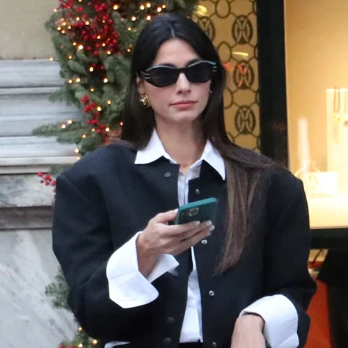 Πώς να φορέσεις το denim top σου στο γραφείο | Πάρε έμπνευση από το look της Ηλιάνας Παπαγεωργίου