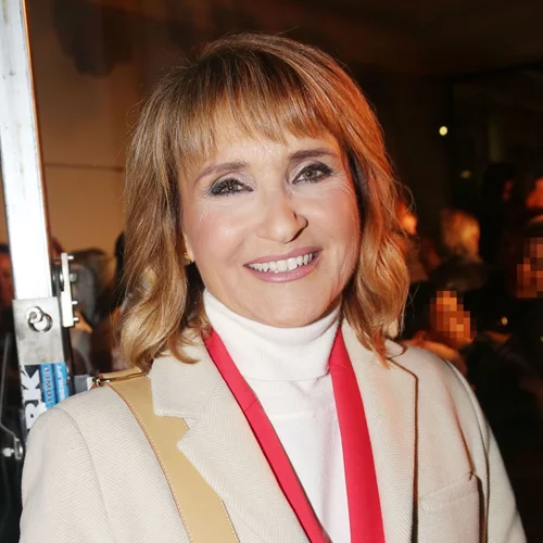 Η Μάρα Ζαχαρέα στη Βενετία | To quite luxury πλεκτό που συνδύασε με ζώνη στη μέση