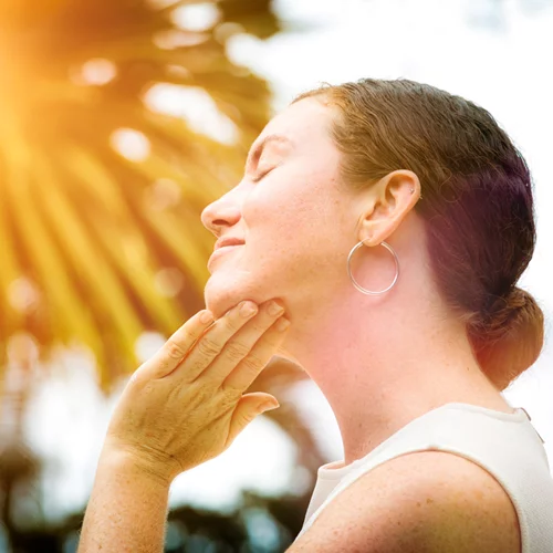 Γιατί δεν πρέπει να ξεχνάς ποτέ το αντηλιακό προσώπου