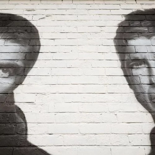 Φρενίτιδα για την αγορά ενός εισιτηρίου για την περιοδεία επανένωσης των Oasis