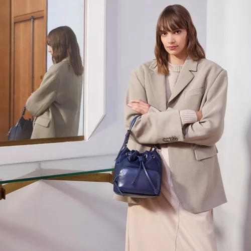 Οι τσάντες από την Carpisa που θα κρατήσουμε τη νέα σεζόν