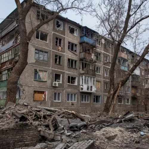 Ένας χρόνος πόλεμος στην Ουκρανία | Οι ήττες του Πούτιν, οι χιλιάδες νεκροί και το άγνωστο τέλος