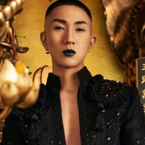 Kodo Nishimura | Ο Βουδιστής μοναχός, μακιγιέρ και ΛΟΑΤΚΙ+ ακτιβιστής που σπάει το κατεστημένο