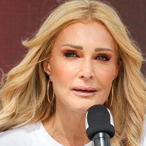 Νατάσα Θεοδωρίδου | Οι αδημοσίευτες φωτογραφίες με τον γοητευτικό αδελφό της, Θαλή