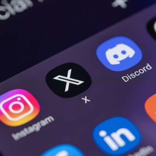 O Elon Musk θέλει να κάνει το Twitter εφαρμογή γνωριμιών