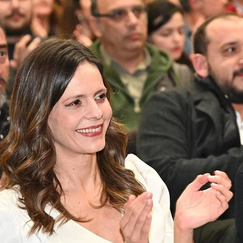 Έγκυος η Έφη Αχτσιόγλου