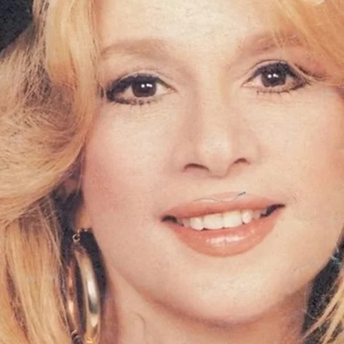 Αλίκη Βουγιουκλάκη | Ο άγνωστος έρωτάς της με τον Νίκο Μομφεράτο και η δολοφονία του