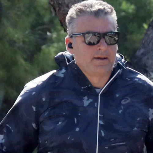 Γιώργος Λιάγκας | Χριστουγεννιάτικη εξόρμηση στον Παρνασσό με τους γιους του