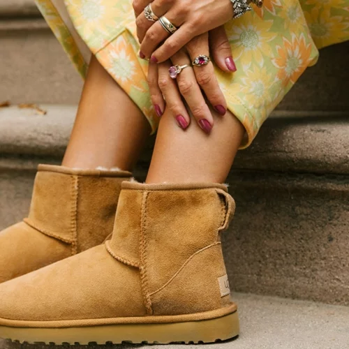 10 ζευγάρια μποτάκια UGG που θα κάνουν το στιλ σου μοναδικό