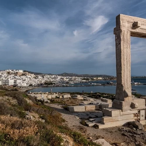 Νάξος: Ο ιδανικός προορισμός για διακοπές που τα έχει όλα