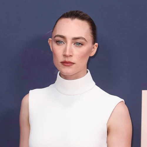 8 loose powders που θα διατηρήσουν το μακιγιάζ σου αναλλοίωτο