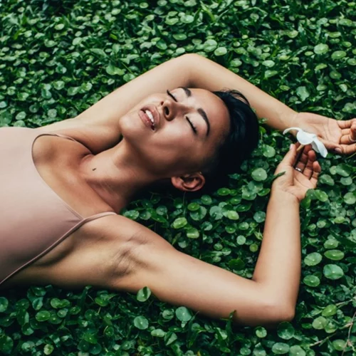 Αυτό είναι το καλύτερο φυσικό έλαιο περιποίησης για όλους τους τύπους μαλλιών