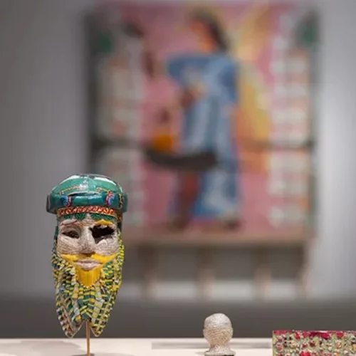 Έχουμε ανάγκη τη σύγχρονη τέχνη στα αρχαιολογικά μουσεία και μνημεία;