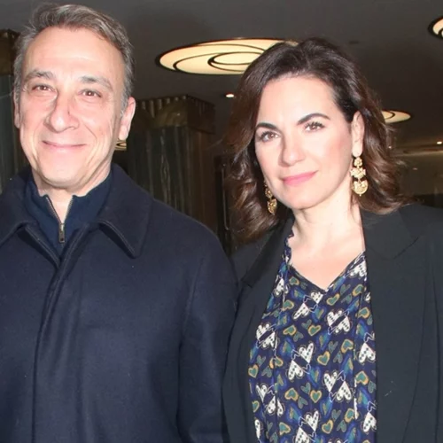 Ο έξυπνος τρόπος για να μετατρέψεις ένα office look σε βραδινό σύμφωνα με την Όλγα Κεφαλογιάννη