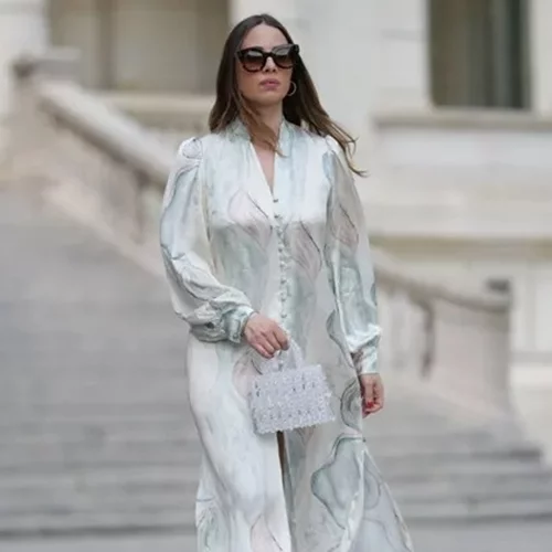 Το gourmand άρωμα βανίλιας που θα φορούν οι πιο classy γυναίκες το καλοκαίρι