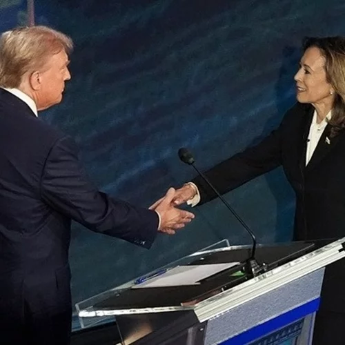 Η Ηarris συνεχάρη τον Τrump για τη νίκη του - Διαβεβαίωσε πως θα διασφαλίσει την ομαλή μεταβίβαση της εξουσίας