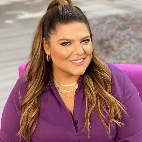 To Zara φόρεμα που βλέπουμε συνέχεια στο street style | Το φόρεσε και η Δανάη Μπάρκα