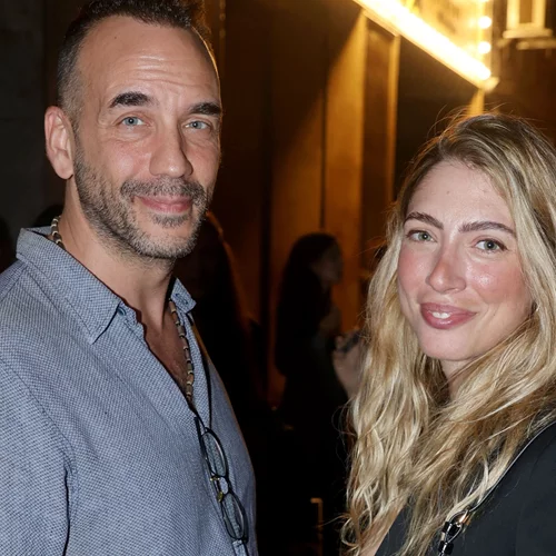 Πάνος Μουζουράκης και Μαριλού Κόζαρη σε νέα κοινή εμφάνιση | Πού βρέθηκαν;