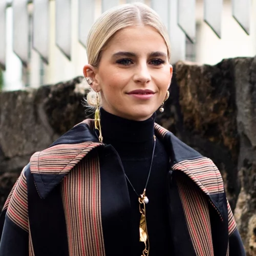 "Δεν ξέρω τι να φορέσω" | 4 λογαριασμοί που αξίζει να ακολουθήσεις στο Tik Tok για έμπνευση