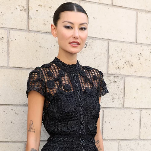 10 φορέματα για να φοράς στις βραδινές σου εξόδους αυτή την εποχή