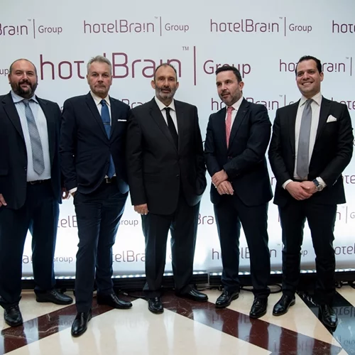 Sym.posh!um 2 | H εκδήλωση του ομίλου HotelBrain