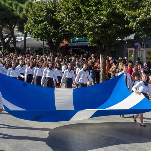 28η Οκτωβρίου | Στρατιωτική παρέλαση στη Θεσσαλονίκη - Μαθητικές στην Αθήνα και σε όλη τη χώρα