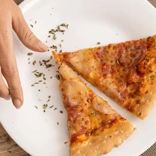 Πρέπει να κόψω εντελώς τους υδατάνθρακες για να ξεφουσκώσω;