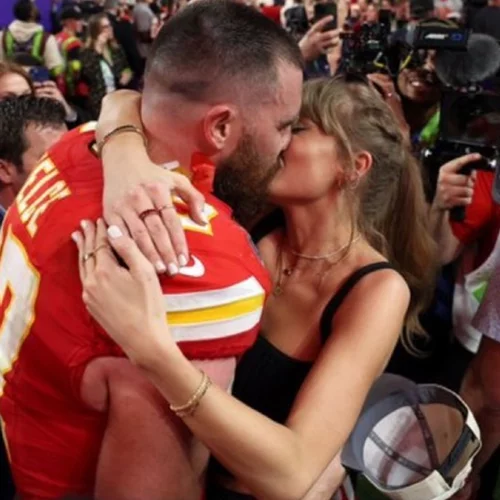 Super Bowl 2024 | Το φιλί της Taylor Swift στον Travis Kelce & το show του Usher στο ημίχρονο