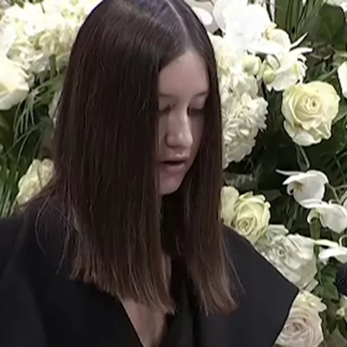 Φώφη Γεννηματά: "Αντίο μαμά, είσαι μαχήτρια" - Σπαρακτικός ο επικήδειος της 15χρονης κόρης της, Κατερίνας [βίντεο]