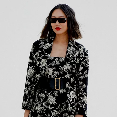 Οι χρήσιμες στιλιστικές συμβουλές που θα σε βοηθήσουν να ντυθείς κομψά τη μεταβατική περίοδο