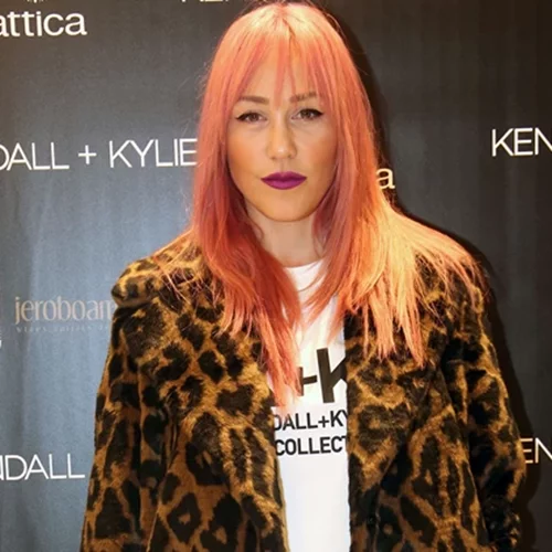 Αnimal prints και έντονα χρώματα: Το σαλόνι της Πηνελόπης Αναστασοπούλου δεν μοιάζει με κανένα άλλο