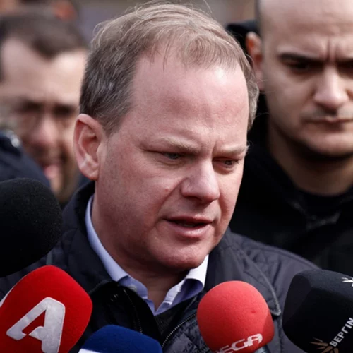 Ο Κώστας Καραμανλής μιλάει πρώτη φορά για τα Τέμπη| Γιατί να παραιτηθώ και να αναλάβω τα εγκληματικά λάθη των προηγουμένων;