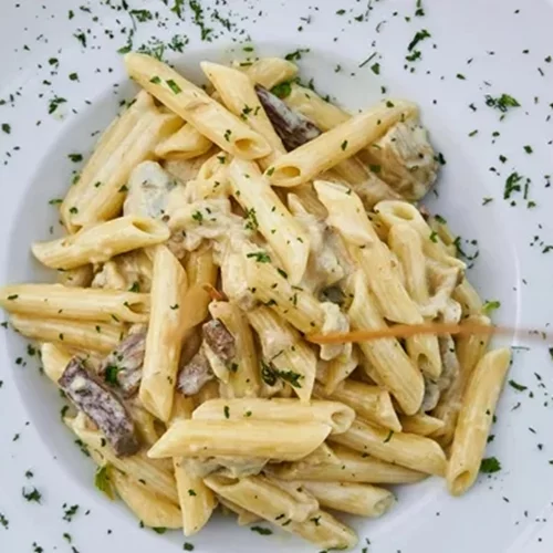 "Γεύμα σε ιταλικό; Δεν μπορώ, κάνω δίαιτα": Απαντάμε στους δημοφιλέστερους μύθους για τα ζυμαρικά