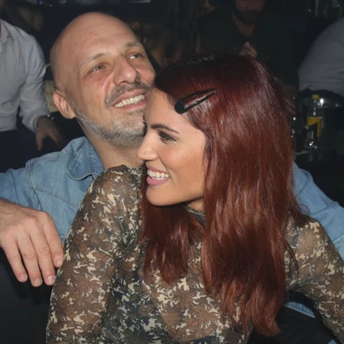 Νίκος Μουτσινάς | Η ερώτηση της Μαίρης Συνατσάκη για το ''αμαρτωλό βράδυ'' που πέρασαν στην Κύθνο