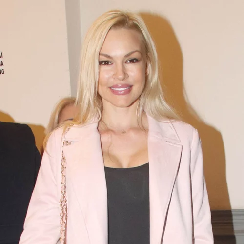 Βίκυ Κάβουρα | Ανήρτησε την πρώτη κοινή φωτογραφία της με τον Γιώργο Τζαβέλλα