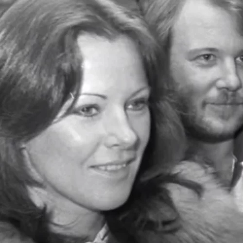 Η ανατριχιαστική ιστορία της Άνι-Φριντ Λίνγκσταντ των ABBA που έγινε πείραμα στα χέρια των Ναζί