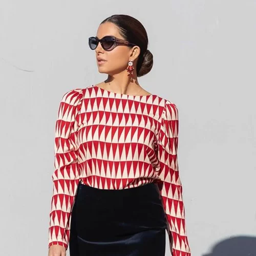 Σταματίνα Τσιμτσιλή | Η βελούδινη φούστα της από τη Zara που θα φορέσεις στις γιορτές αλλά και το 2024