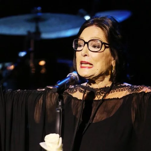 Νάνα Μούσχουρη | Η παγκόσμια φωνή επέστρεψε στο "σπίτι" της