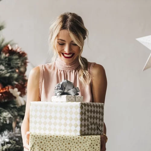 Last Minute Gifts | Τα καλύτερα χριστουγεννιάτικα δώρα ομορφιάς κάτω των 20€