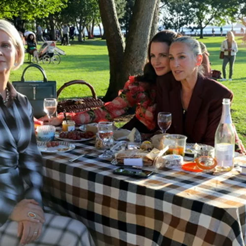 Οι πρωταγωνίστριες του Sex and the City "γυρίζουν" την πλάτη στον Μr. Big