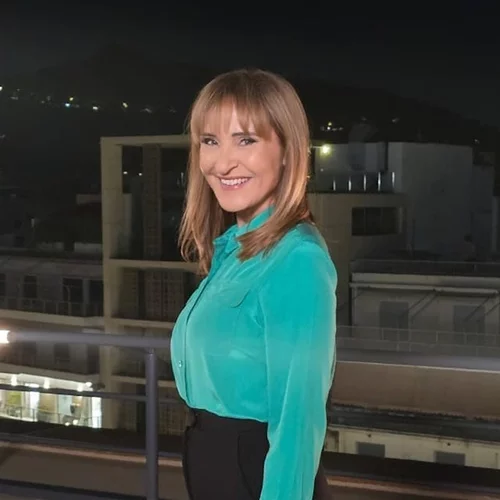 Η Μάρα Ζαχαρέα έφτιαξε το πιο νόστιμο χοιρινό κότσι στον φούρνο