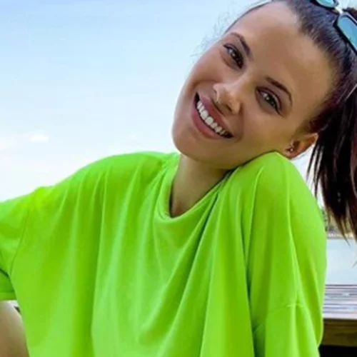 Λάουρα Νάργες | Συγκλονίζει το μήνυμα για τον μπαμπά της που έχει "φύγει" από τη ζωή