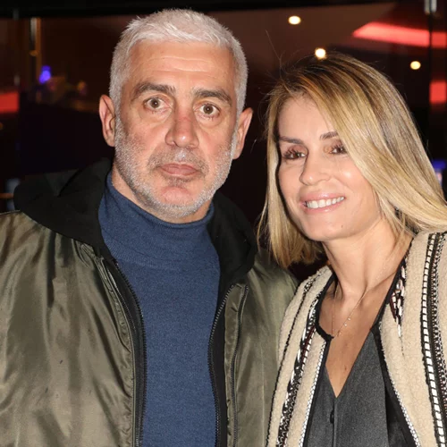 Αντώνης και Βάσω Νικοπολίδη | Σπάνια πλάνα από το σπίτι που μένουν με τα παιδιά τους