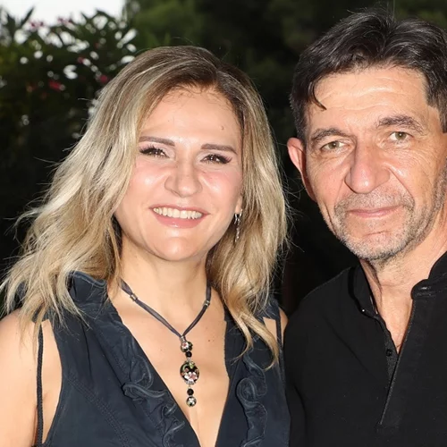 Μπέσσυ Μάλφα | Το άρωμα πούδρας που έχει πάντα στο boudoir της