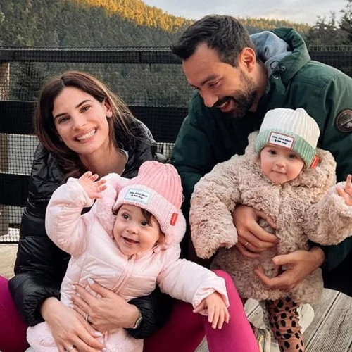 Η Αριάνα και η Φιλίππα Τανιμανίδη είναι τα πιο γλυκά κοριτσάκια | Παίζουν με τη μαμά τους, Χριστίνα Μπόμπα