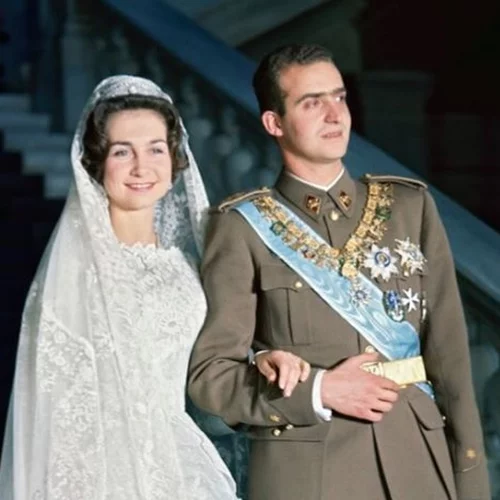 Retro Stories | Η πριγκίπισσα Σοφία νύφη στο πλευρό του Δον Χουάν - Οι τρεις γάμοι του πιο πολυσυζητημένου βασιλικού ζευγαριού