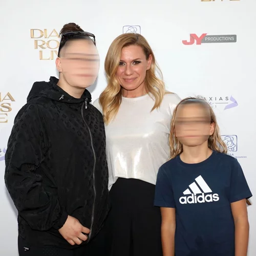 Αέλια Κατσούλη | Το cute και ανατρεπτικό outfit της σε βάφτιση