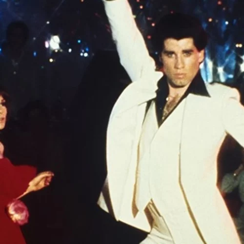 "Πυρετός το Σαββατόβραδο" | H εναρκτήρια σκηνή παραμένει μία από τις κορυφαίες όλων των εποχών