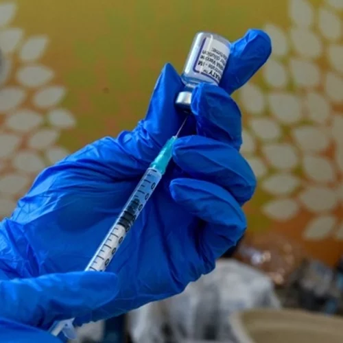 Εμβόλια mRNA κατά του καρκίνου | Ο πρώτος ασθενής με καρκίνο παχέος εντέρου υποβλήθηκε σε θεραπεία